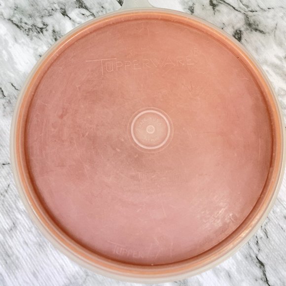 Vintage Tupperware Burnt Orange Tupper Seal Bowl #235-30 with Sheer Lid #228-19 - Picture 3 of 7